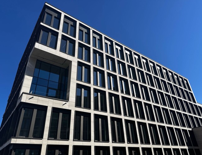 ZNC gevels van natuursteen en composiet - Luxemburg